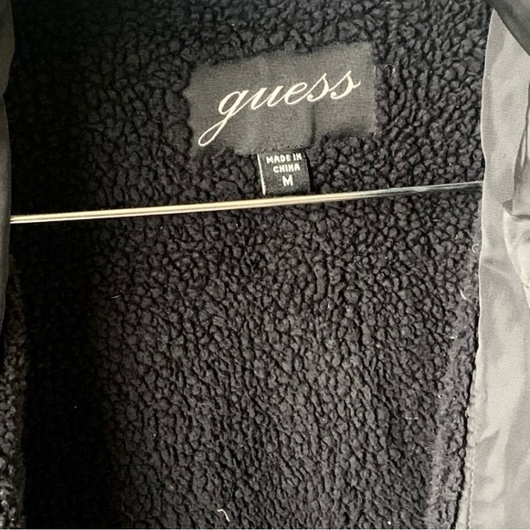 Guess Women’s Winter Jacket Medium New - Picture 13 of 16